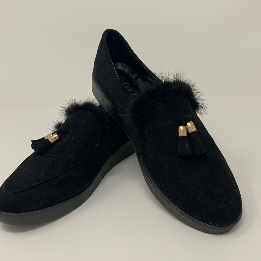 Black Fur Trimmed Tassel Loafer